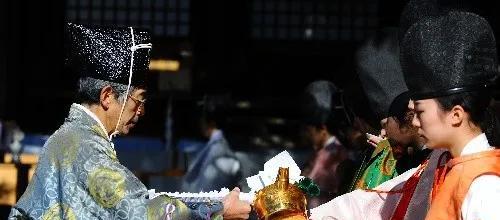 日本的姓氏怎么来的