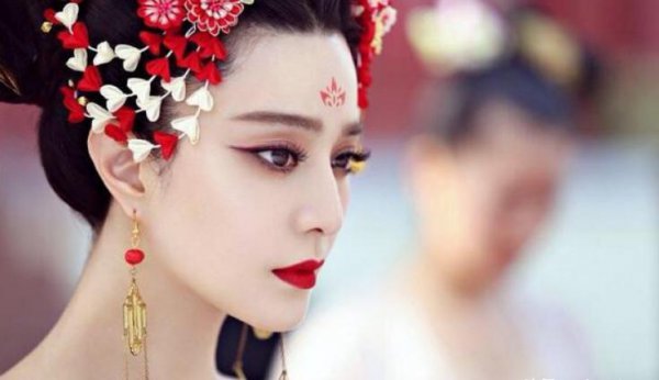 上官婉儿为什么嫁给李显