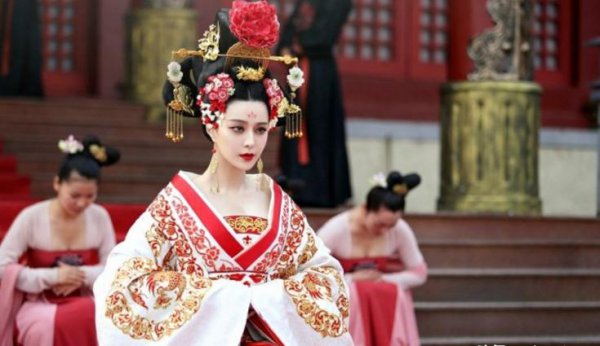 上官婉儿为什么嫁给李显