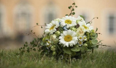 男人回归家庭可是他很爱小三 男人回归家庭会忘得了小三吗