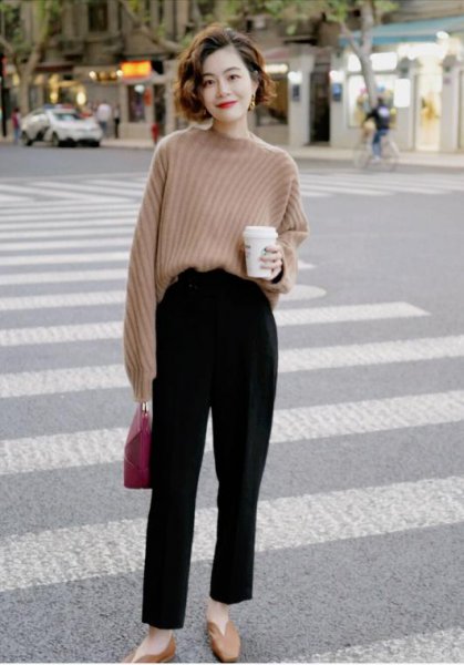 毛衣搭配什么裤子好看