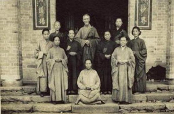 圆寂为什么坐着就死了