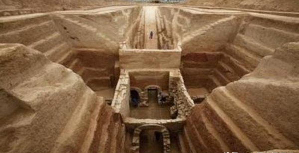 刘伯温斩龙脉害了我们