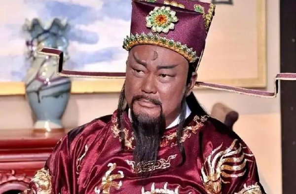 包拯相当于现在多大的官