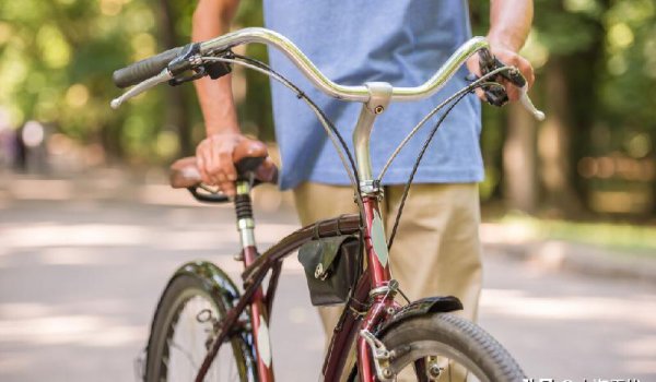 每天骑自行车多久合适