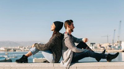 含蓄问对方愿不愿意和你交往 主动问对方要不要继续交往