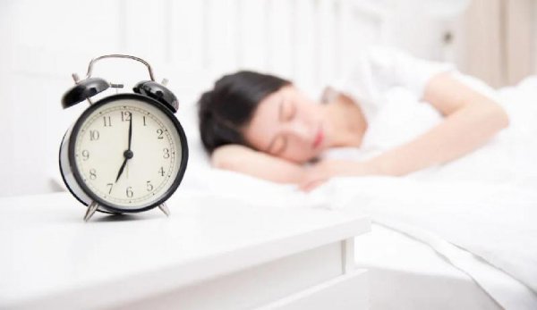 一天睡几个小时最好