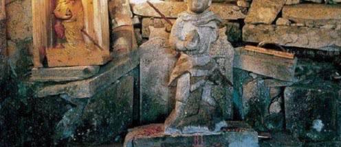 孙悟空墓出土的金箍棒