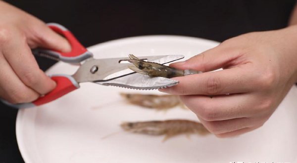 去虾线的最快方法