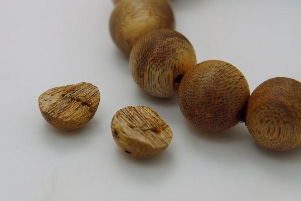 沉香最简单的鉴别方法