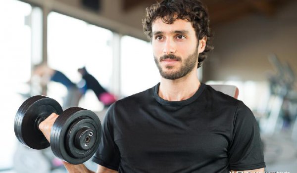 哑铃多重的重量比较好