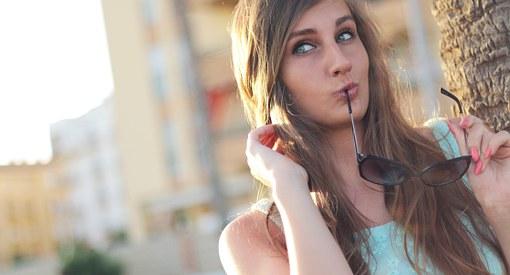 如何让暗恋的男生喜欢上自己