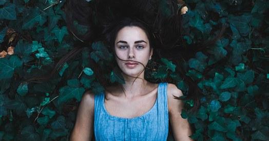 如何让暗恋的男生喜欢上自己