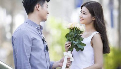 如何判断一个女生是否喜欢你 女生对你有好感的征兆