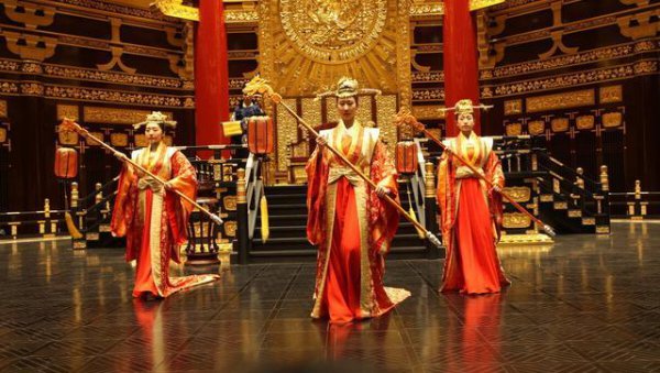 狄仁杰和张柬之谁权大