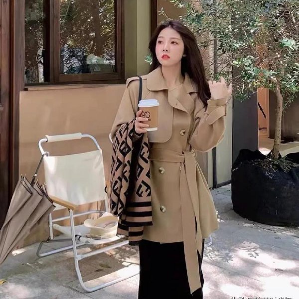 风衣怎么搭配好看