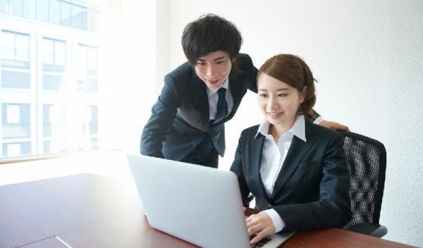 怎么确定一个女生是不是喜欢你