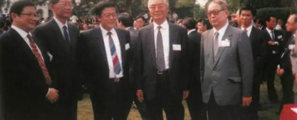 荣氏家族大概有多少钱