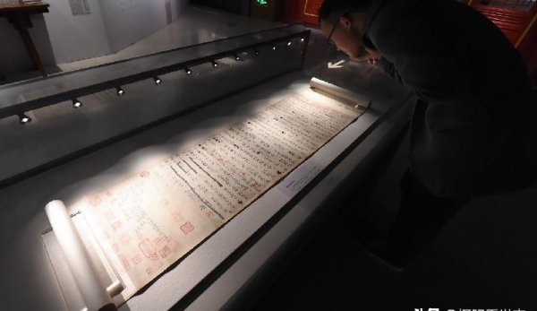 中国第一部编年体通史是哪部作品