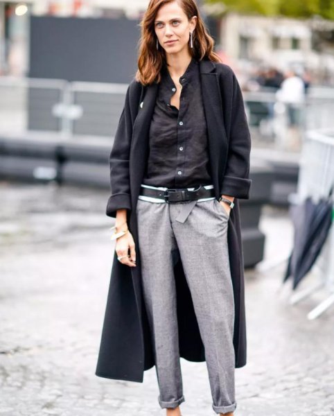 大衣搭配什么裤子好看