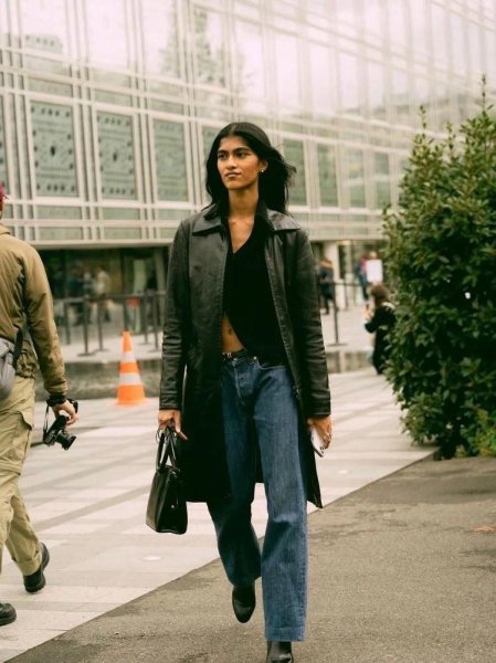 大衣搭配什么裤子好看