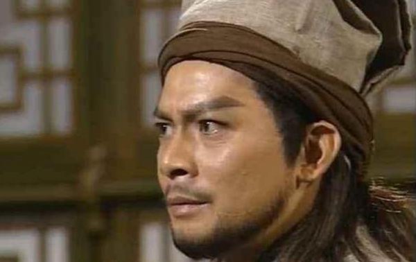 乔峰的降龙十八掌是谁教的