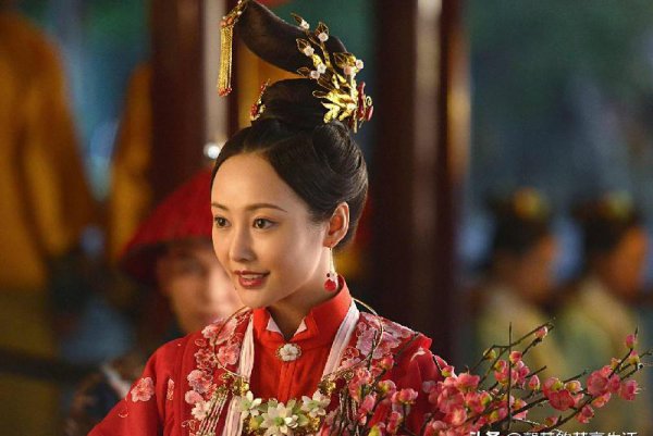 乌拉那拉氏断发之谜