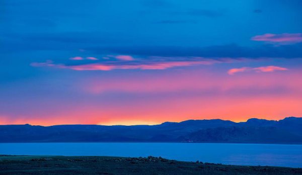 世界上海拔最高的咸水湖