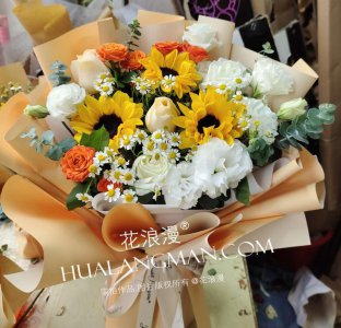 第一次送女朋友什么花比较好 第一次约会送什么花