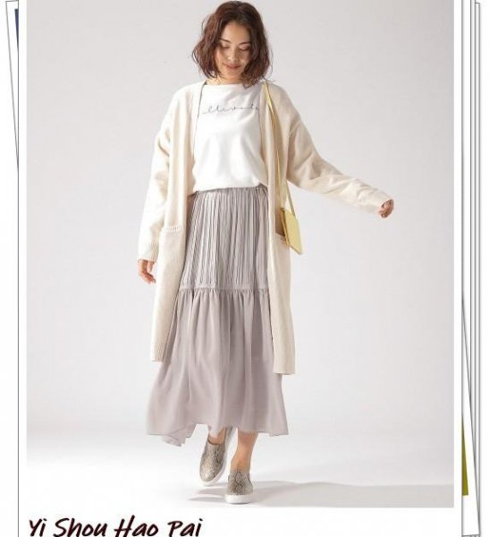 蛋糕裙搭配什么上衣显得年龄小