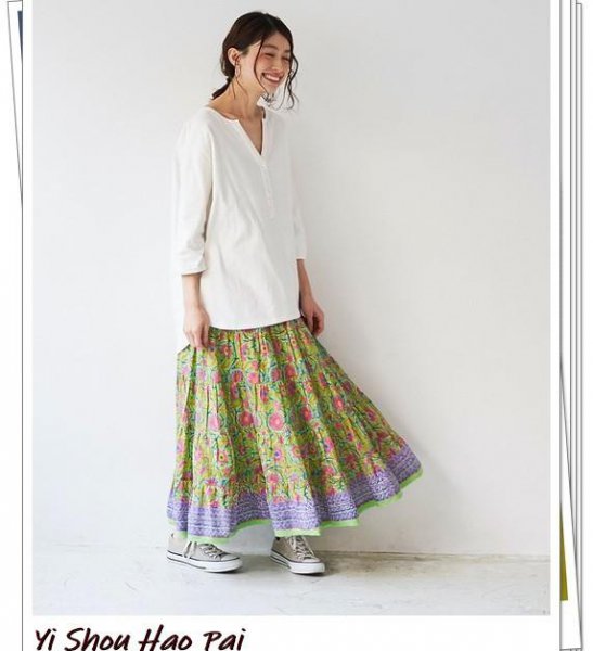 蛋糕裙搭配什么上衣显得年龄小