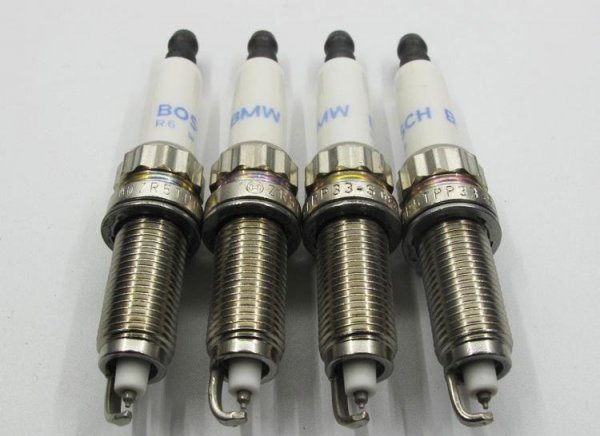 汽车火花塞一般多少公里换比较好