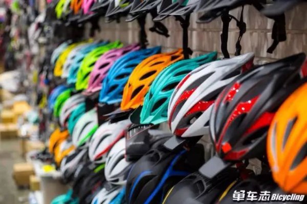 自行车骑行装备有哪些