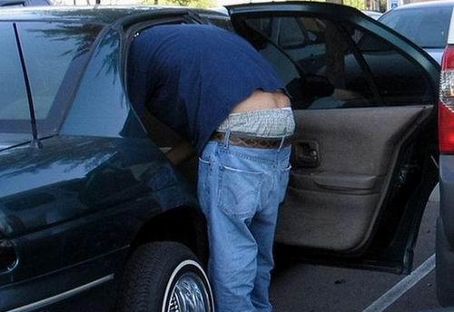 从裤子外面能看到缝的是什么