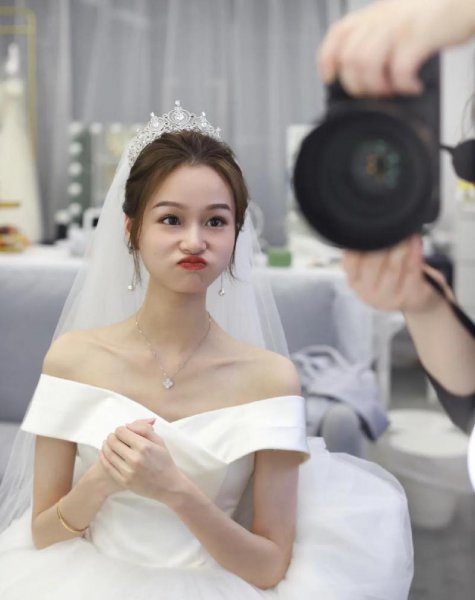 学化妆出来工资高吗