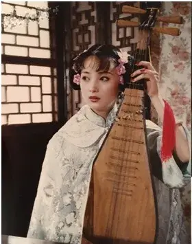 小凤仙的简介及个人资料