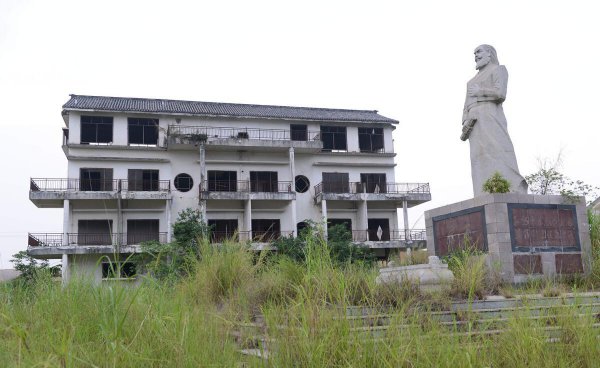 房子烂尾的前兆