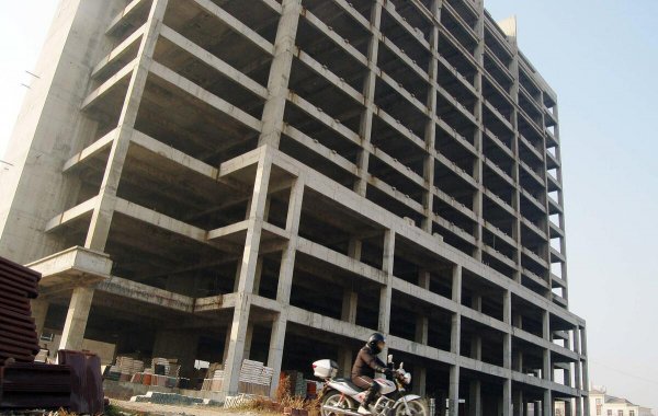 房子烂尾的前兆