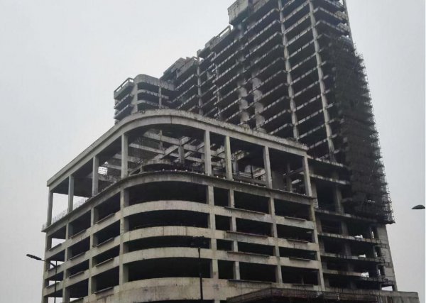 房子烂尾的前兆