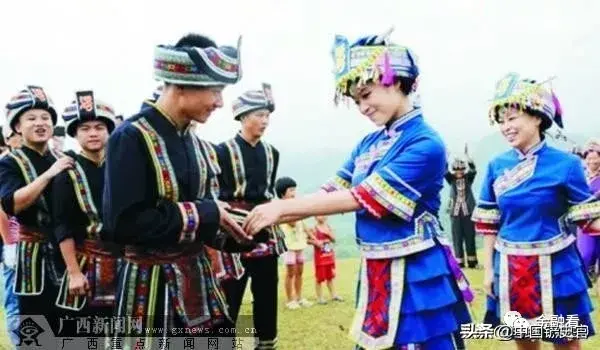 中国人口最多的少数民族是哪个