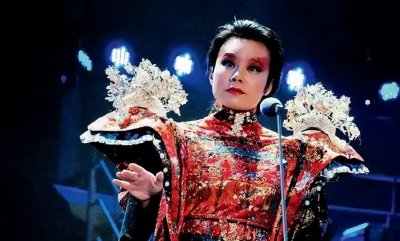 歌手龚琳娜个人资料及简历 龚琳娜演唱忐忑后爆红