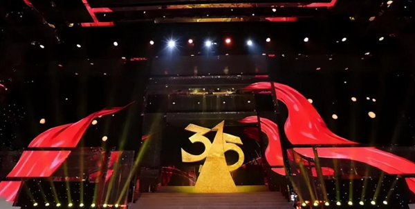 歌手龚琳娜个人资料及简历