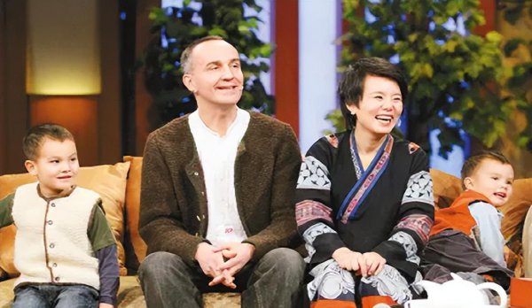 歌手龚琳娜个人资料及简历