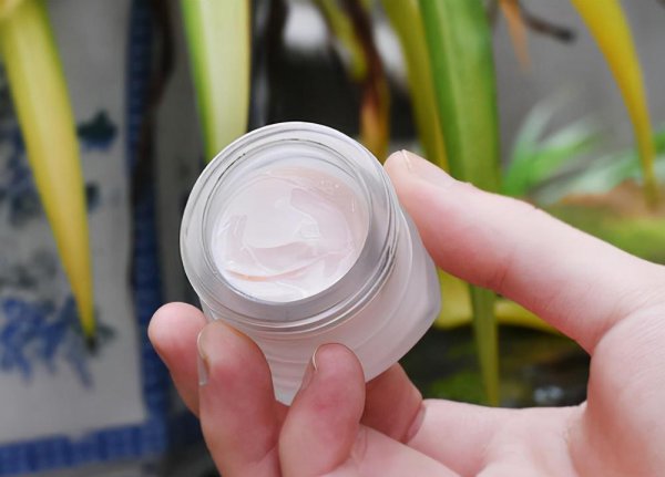 美白精华真的能美白吗