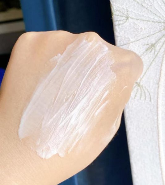 美白精华真的能美白吗