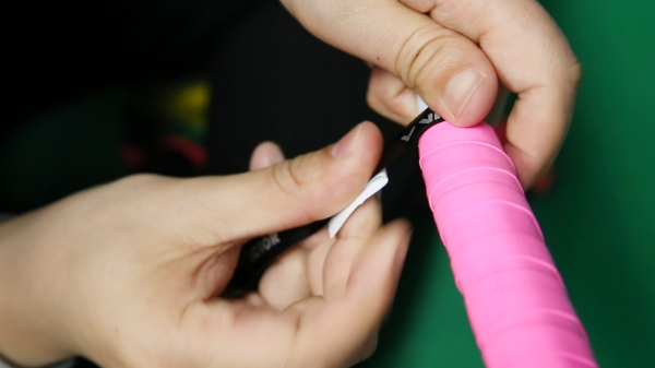 羽毛球拍手胶是什么作用