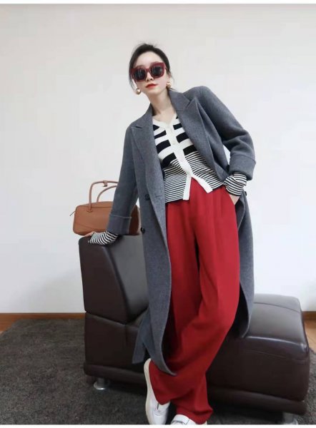 红色裤子搭配图片