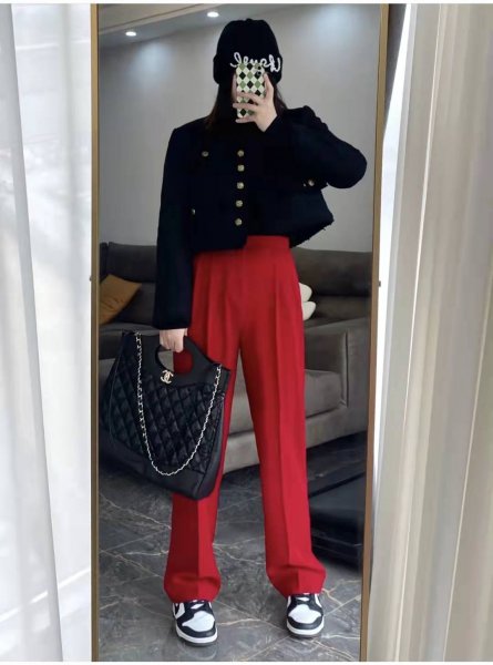 红色裤子搭配图片