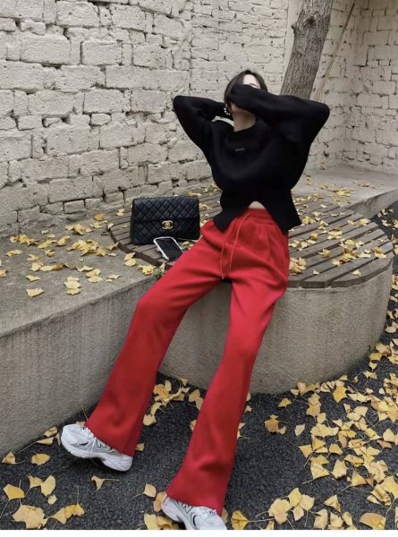 红色裤子搭配图片