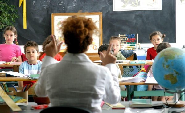 孩子上课说话屡教不改怎么办